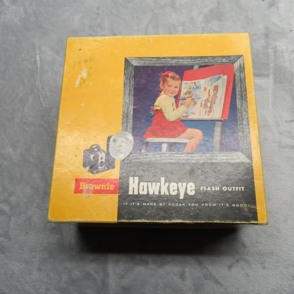 Kodak Brownie Hawkeye Flash Outfit Camera Kit Collectible‎ Untested 1950s VTG
